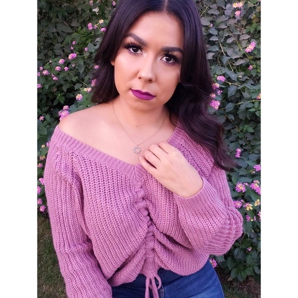 ๐๐ DRAWING DETAIL SWEATER TOP ๐ - Picture 2 of 5